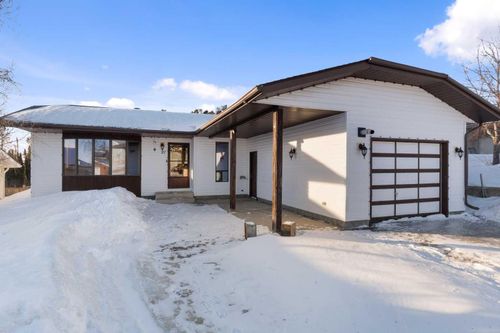 27 Tressa St, Swan Hills, AB, T0G2C0 | Card Image