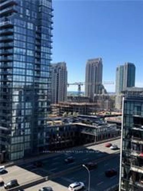 1712-80 Queens Wharf Rd, Toronto, ON, M5V0J3 | Card Image