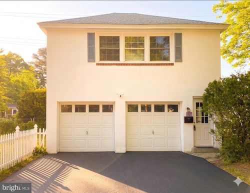 211 W Laurel St, GEORGETOWN, DE, 19947-2307 | Card Image