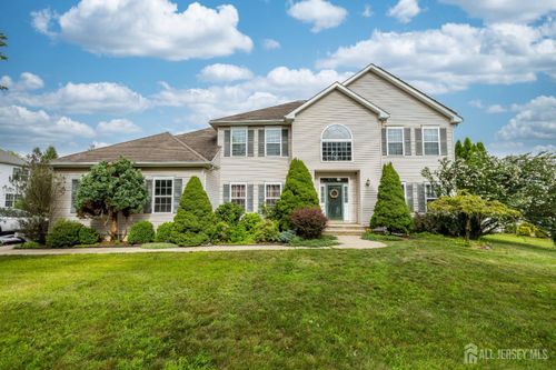 28 Imperial Ct, Monroe, NJ, 08831-2162 | Card Image