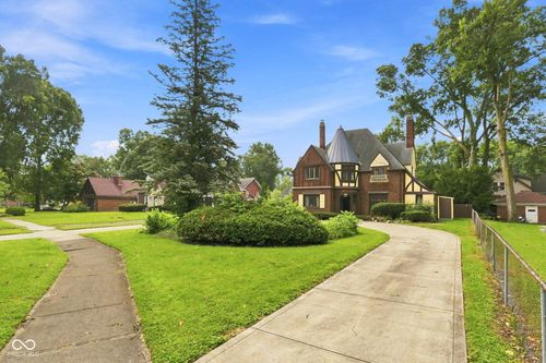 3763 Watson Rd, Indianapolis, IN, 46205-3678 | Card Image