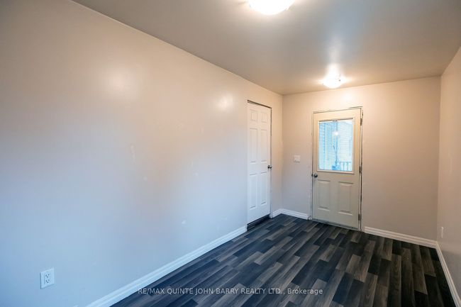 104 - 104-63 Whites Rd, House other with 2 bedrooms, 1 bathrooms and 2 parking in Quinte West ON | Image 18