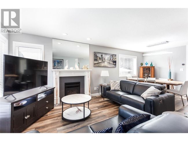 APT-4 - 2675 Pine Ave, Home with 3 bedrooms, 3 bathrooms and 3 parking in Lumby BC | Image 12