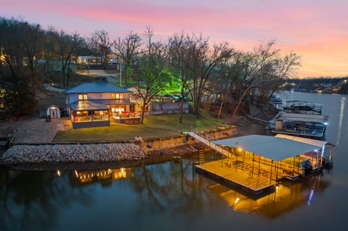 73 Snowbird Rd, SUNRISE BEACH, MO, 65079 | Card Image