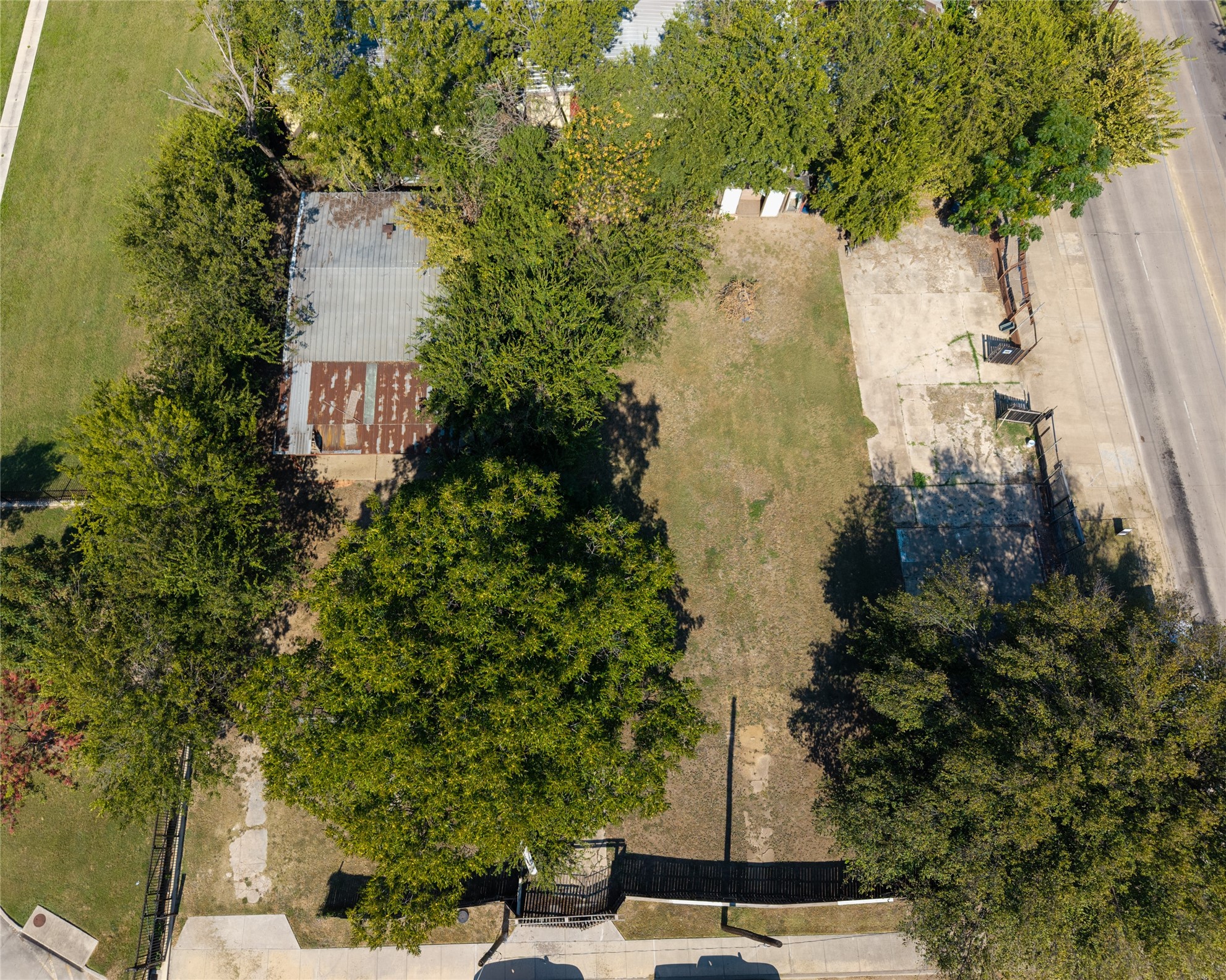Commercial Sale in Dallas