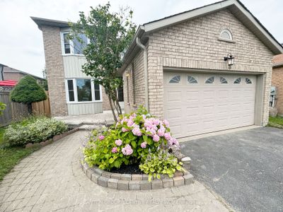 6 Carruthers Cres, House other with 4 bedrooms, 3 bathrooms and 6 parking in Barrie ON | Image 2