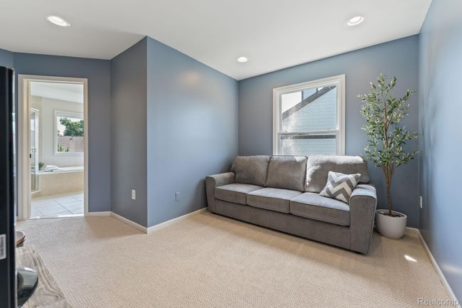 22-web-or-mls-A0100390.jpg | Image 16