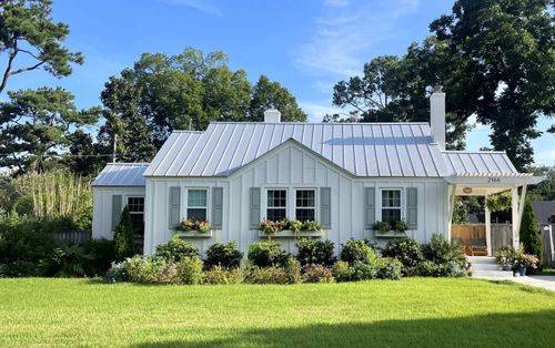 2166 Saint James Dr, Charleston, SC, 29412-2036 | Card Image