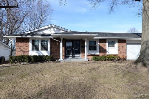 1835 Ardmore Dr, Florissant, MO, 63033-6320 | Card Image