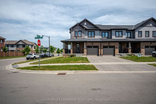 2 Prestwick St, Stoney Creek, ON, L8J0K6 | Card Image