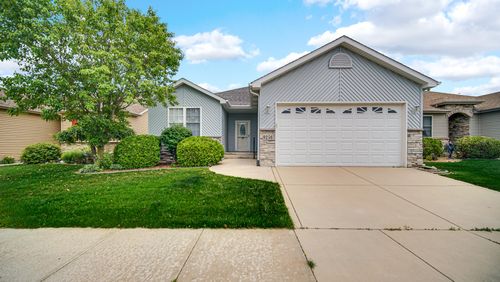 9256 Norris Dr, Hobart, IN, 46342-6831 | Card Image