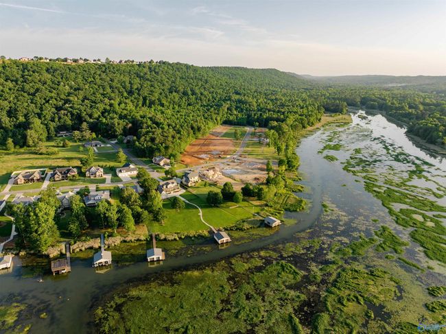 360 Lake Creek Dr, House other with 5 bedrooms, 4 bathrooms and null parking in Guntersville AL | Image 12
