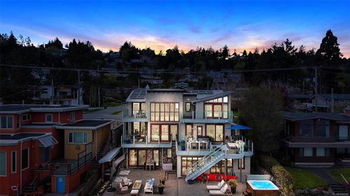 5073 Cordova Bay Rd, Saanich, BC, V8Y2K1 | Card Image