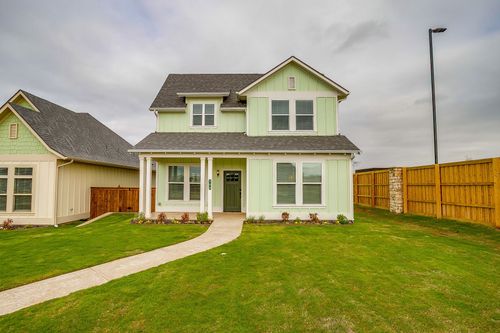 100 Cardinal Woods Ct, Granbury, TX, 76049-2916 | Card Image