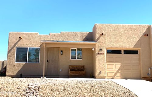 851 Four Winds Cir, Sierra Vista, AZ, 85635-1647 | Card Image