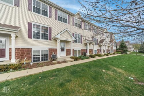 1579-1579 W Turtle Creek Ln, Round Lake, IL, 60073-2393 | Card Image