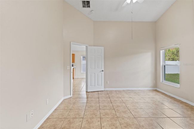 536 Cheshire Way, House other with 4 bedrooms, 2 bathrooms and null parking in DAVENPORT FL | Image 13