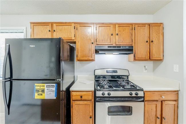 870 Chapman Cir, House other with 3 bedrooms, 2 bathrooms and 4 parking in Stone Mountain GA | Image 10