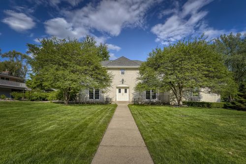 5721 Londonderry Rd, Edina, MN, 55436-1776 | Card Image