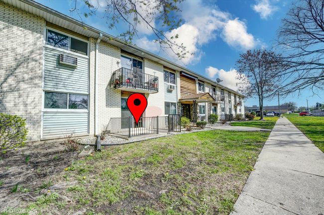 APT-1C - 9205 Potter Rd, Condo with 2 bedrooms, 1 bathrooms and 2 parking in Des Plaines IL | Image 15