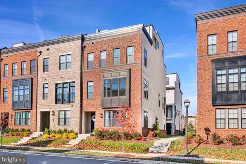 43420 Grandmoore St, ASHBURN, VA, 20148-7734 | Card Image