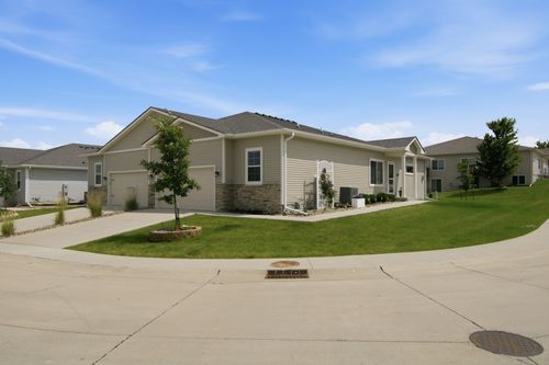 1458 Primrose Dr, Altoona, IA, 50009 | Card Image