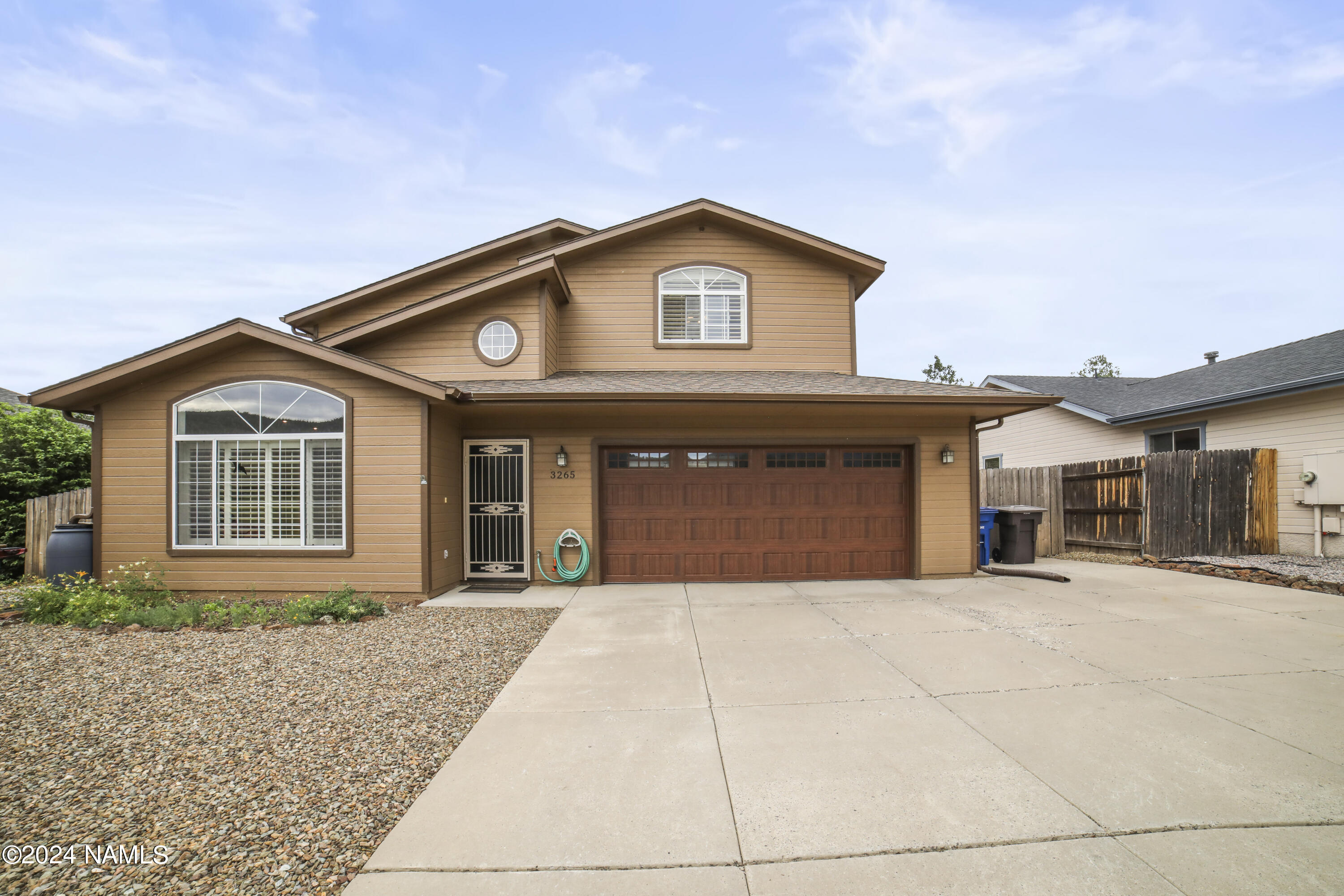 Lois Ln, Flagstaff, AZ 86001