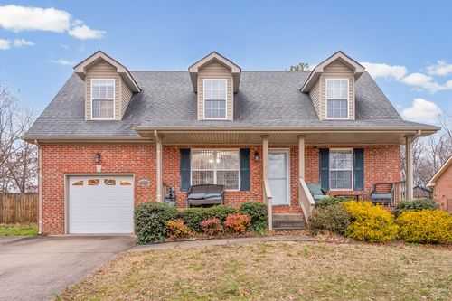 300 Maple Park Dr, Clarksville, TN, 37040-6070 | Card Image