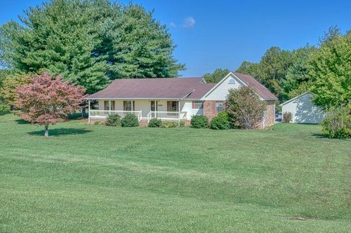 4650 Highway 52 W, Lafayette, TN, 37083-3272 | Card Image