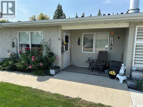 5004 5th St, Rosthern, SK, S0K | Card Image