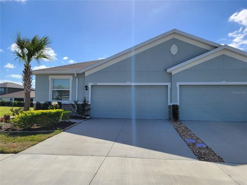 7788 Stonebrook Cir, WESLEY CHAPEL, FL, 33545-2210 | Card Image