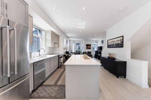 8-2560 Pitt River Rd, Port Coquitlam, BC, V3C0G6 | Card Image