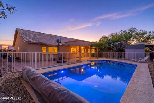 10609 E Marquette St, Tucson, AZ, 85747-5934 | Card Image
