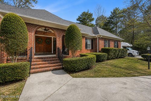 122 Spring Chase Ln, Rocky Point, NC, 28457-7806 | Card Image