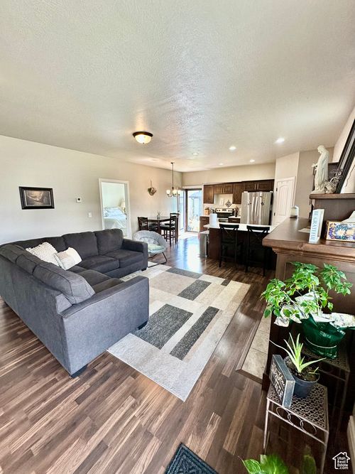 104 E 650 S, Smithfield, UT, 84335-5104 | Card Image