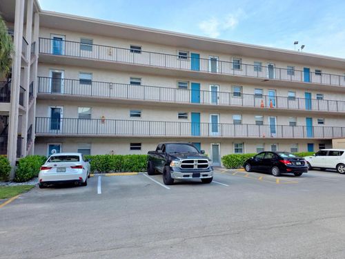 206-725 Lori Dr, Palm Springs, FL, 33461-1291 | Card Image