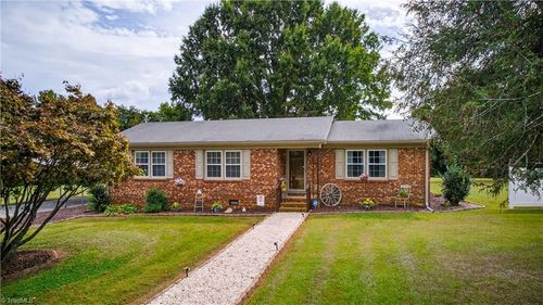 3616 Piedmont Estates Rd, Climax, NC, 27233-8224 | Card Image