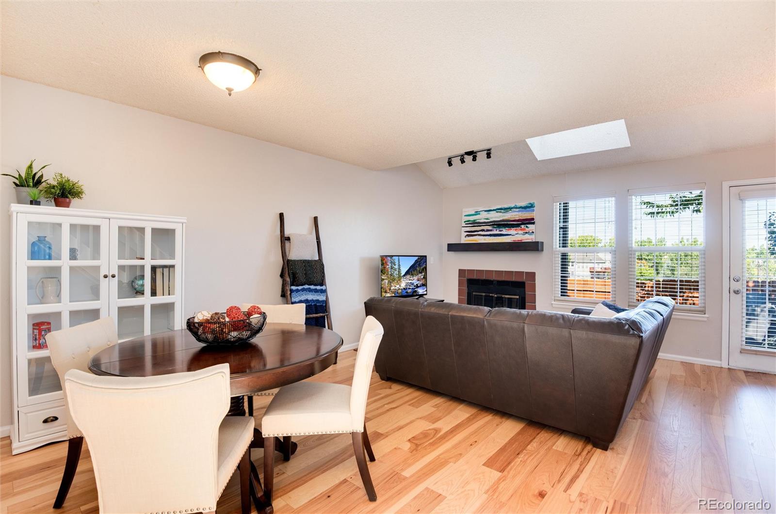 Dover Way, Littleton, CO 80128
