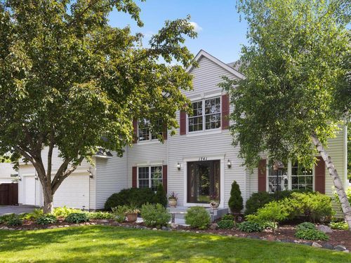 1741 Spinaker Dr, Woodbury, MN, 55125-8633 | Card Image
