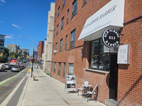 588 Eglinton Ave W, Toronto, ON, M5N | Card Image