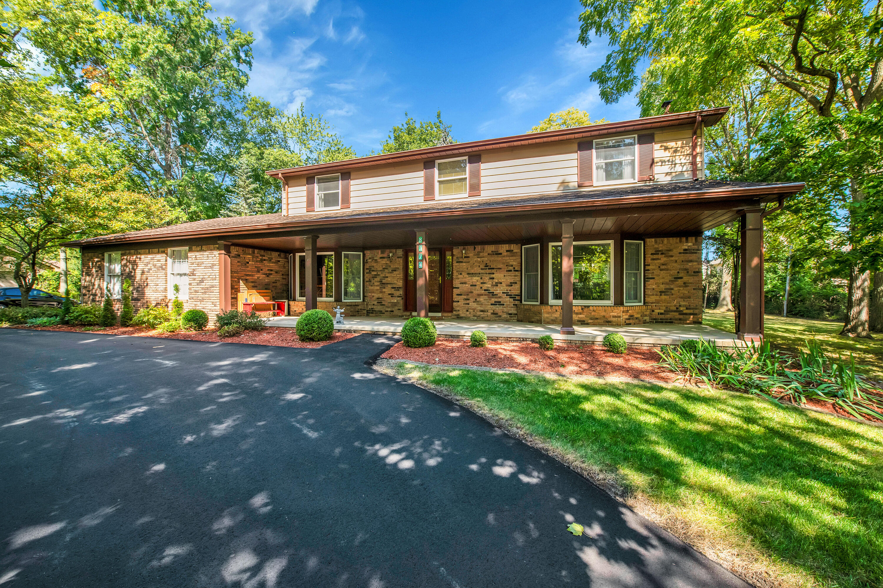 Bridge Rd, Grosse Ile, MI 48138