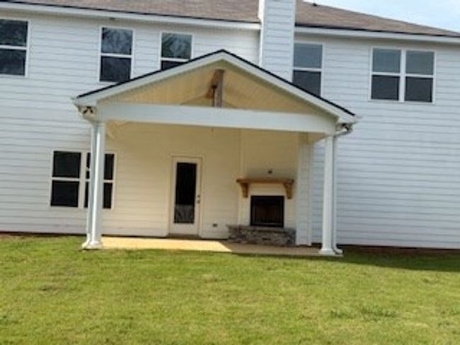 Back Yard/Covered Patio w/fireplace | Image 9