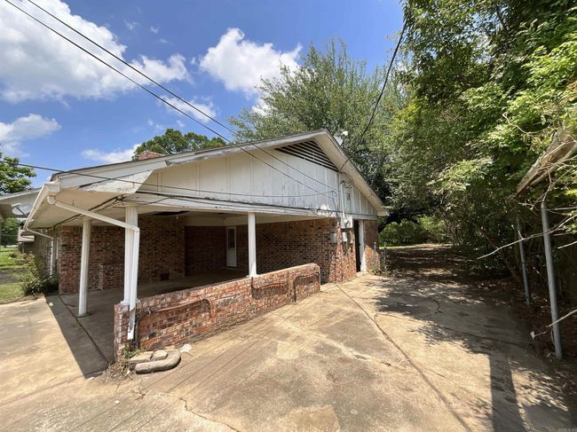 202 Quail Ln, House other with 3 bedrooms, 2 bathrooms and null parking in Hooks TX | Image 26