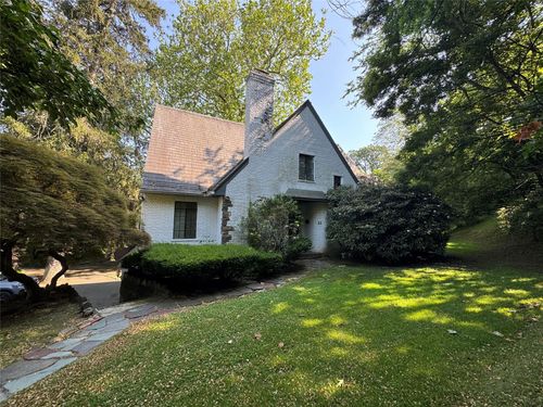 25 Alta Vista Dr, Yonkers, NY, 10710-2625 | Card Image