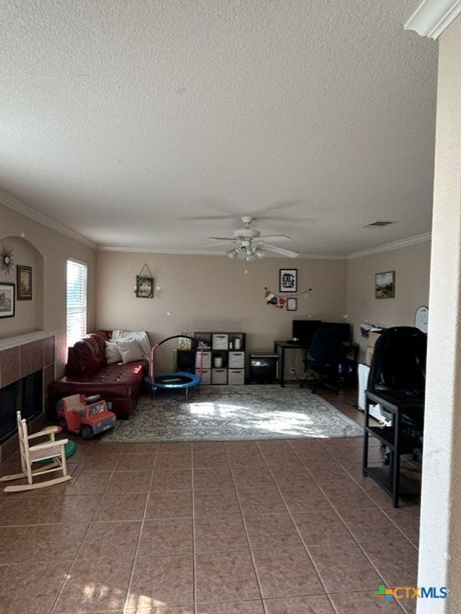 172 Coreopsis Cv, House other with 4 bedrooms, 3 bathrooms and null parking in Kyle TX | Image 8