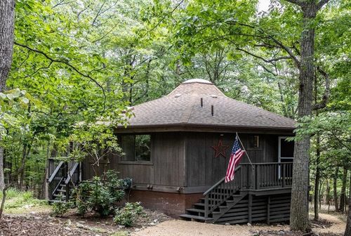 130 Congers Ln, MCGAHEYSVILLE, VA, 22840-2001 | Card Image