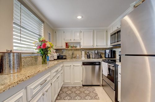 661-661 Flanders N, Delray Beach, FL, 33484-5239 | Card Image