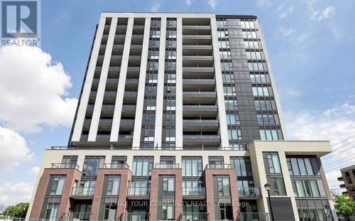 403-705 Davis Dr, Newmarket, ON, L3Y2R2 | Card Image