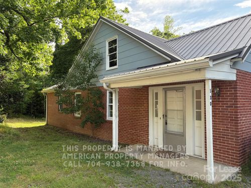 130 Lilly Ave, Salisbury, NC, 28144-2447 | Card Image