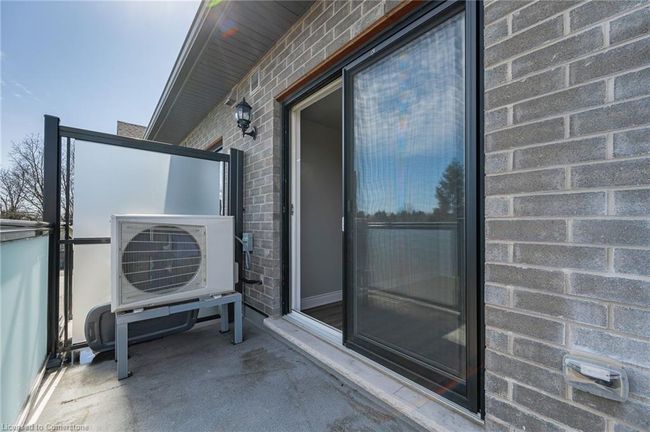 302 - 721 Franklin Blvd, House attached with 2 bedrooms, 2 bathrooms and 1 parking in Cambridge ON | Image 16